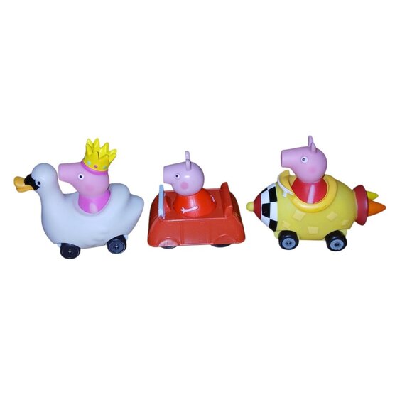 Peppa Pig Free Wheelin Cars Lot Of 3 Red Car White Swan Yellow Rocket - Picture 2 of 6